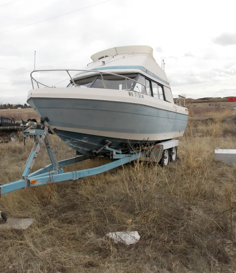 Bayliner Powerboat With Matching Trailer 1